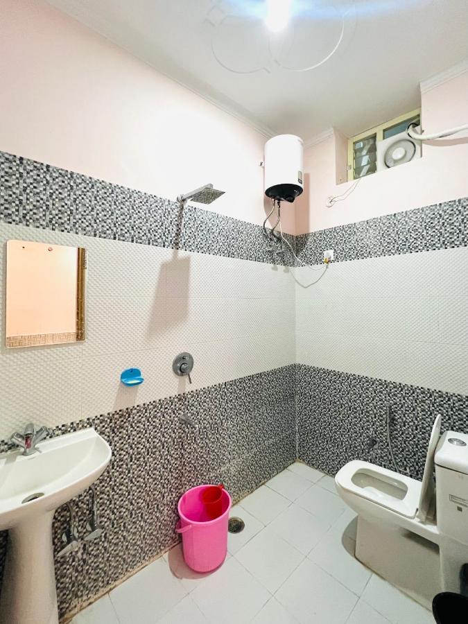 רישיקש Shanti Hostel And Garden Cafe מראה חיצוני תמונה
